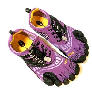 Vibram fivefingers shoes